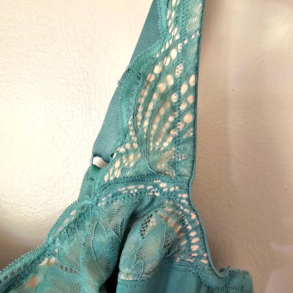 Modern Movement Scalloped Lace Underwire Bra 36DD/36E Full Coverage - Picture 2 of 8